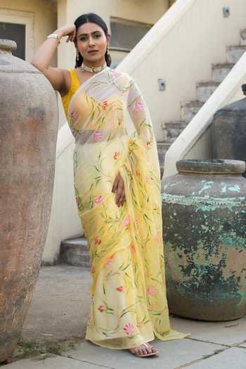 Geroo Jaipur_Yellow Chiffon, Jacquard Floral Pattern Saree With Unstitched Blouse Fabric 