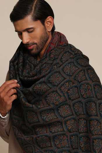 SHAZA_Black Kani Jamawar Wool Reversible Stole _Online_at_Aza_Fashions