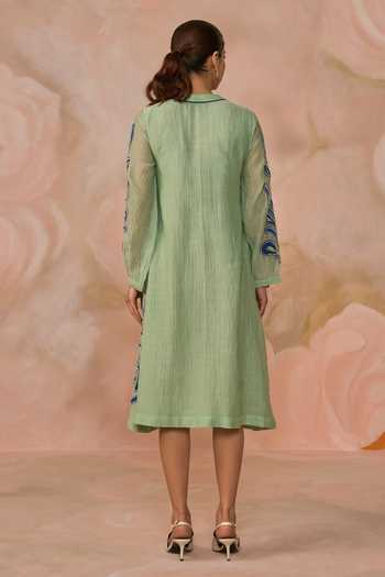 Shop_Kahani Lush_Green Chanderi Split V-neck Hand Embroidered Dress _at_Aza_Fashions