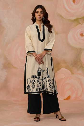 Buy_Kahani Lush_Cream Linen Split V-neck Hand Embroidered Kurta And Palazzo Set _at_Aza_Fashions