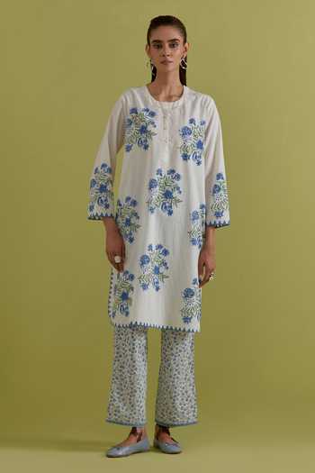 Shop_Upavita_Off White Cotton, Chanderi Round Neck Hand Block Print Kurta Set _Online_at_Aza_Fashions
