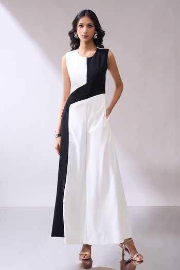 Buy_Naintara Bajaj_Black Grace In Contrast Color Block Jumpsuit _Online_at_Aza_Fashions