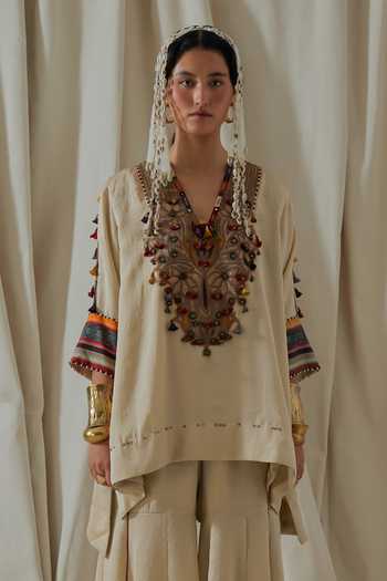 Buy_Aseem Kapoor_Beige Silk V-neck Mitra Embroidered Kurta And Sharara Set 