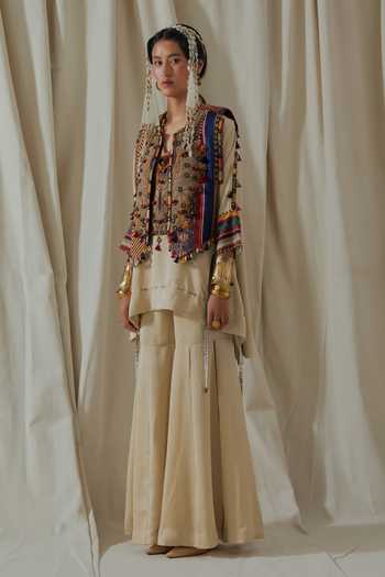 Buy_Aseem Kapoor_Beige Silk, Satin Split V-, Open Zuri Embroidered Gilet Trouser Set _Online
