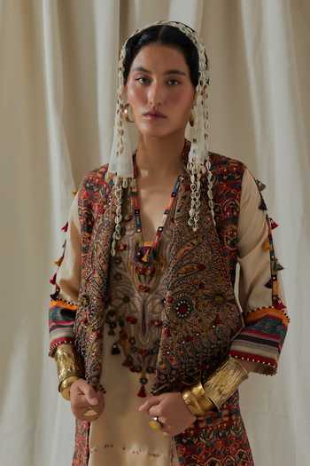 Buy_Aseem Kapoor_Beige Twill, Silk Open Neck, Hina Embroidered Trench Coat Sharara Set _Online