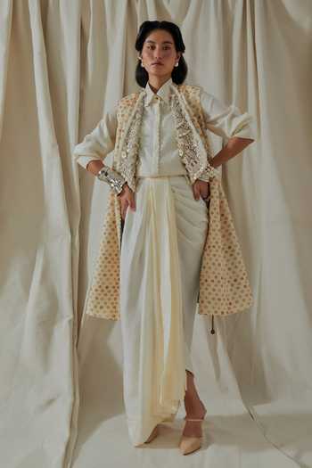 Buy_Aseem Kapoor_Beige Collared Hina Printed Trench Coat _at_Aza_Fashions