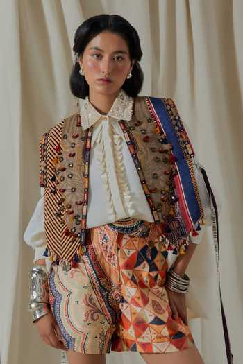 Aseem Kapoor_White Linen, Satin Collared Zuri Embroidered Gilet Shorts Set _Online