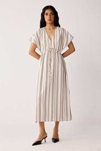 Buy_Reistor_Off White Cotton V-neck Maxi Gathered Dress _at_Aza_Fashions