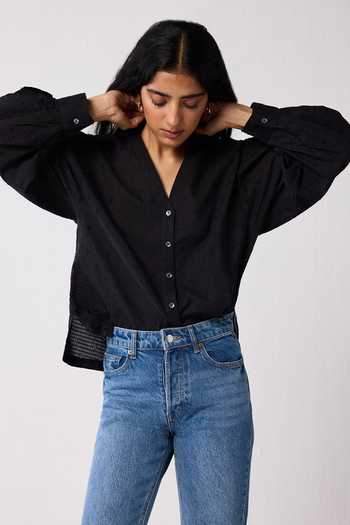 Buy_Reistor_Black Cotton V-neck Embroidered Shirt _Online