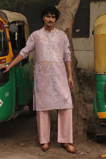 Buy_Dev Ki Raha_Pink Silk, Cotton Gulabi Safar Printed Kurta Set _at_Aza_Fashions