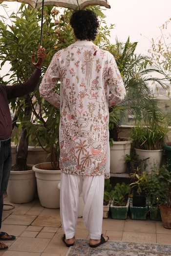 Dev Ki Raha_Multi Color Georgette Bahaar Embroidered Kurta Set With Stole _Online_at_Aza_Fashions