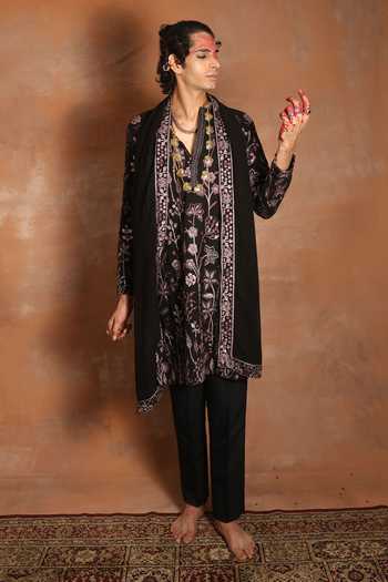 Buy_Dev Ki Raha_Pink Georgette Aariz Embroidered Kurta Set _at_Aza_Fashions