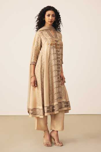 Buy_Ritu Kumar_Beige Silk, Rayon, Crepe, Viscose Split V-neck, Mashrudhari Printed Kurta Set _Online_at_Aza_Fashions