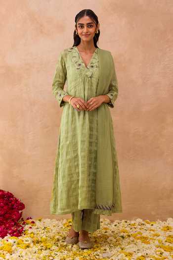 Buy_Taro_Green Cotton, Kota Doria V-neck, Yes Sage Embroidered Kurta Set _at_Aza_Fashions