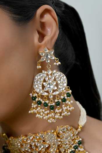 Shlok Jewels_White Jadau Kundan Embellished Necklace Set _Online_at_Aza_Fashions