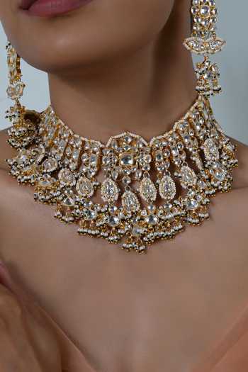 Buy_Shlok Jewels_White Kundan Embellished Necklace And Earrings Set _Online_at_Aza_Fashions