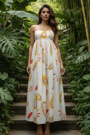 Buy_Poppi_White Bemberg Square Neck Printed Maxi Dress _at_Aza_Fashions