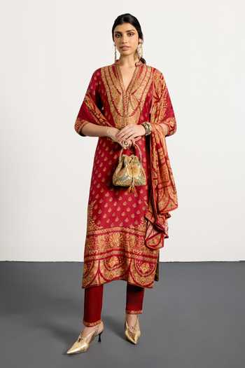 Buy_RI.Ritu Kumar_Red Dupion, Satin, Viscose, Spandex, Chinon Split Nazia Floral Print Kurta Set _at_Aza_Fashions