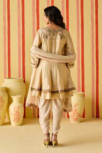 Shop_Studio Bagechaa_Gold Organza, Chanderi, Crepe Split Ekanshi Placement Embroidered Kurta Set _at_Aza_Fashions