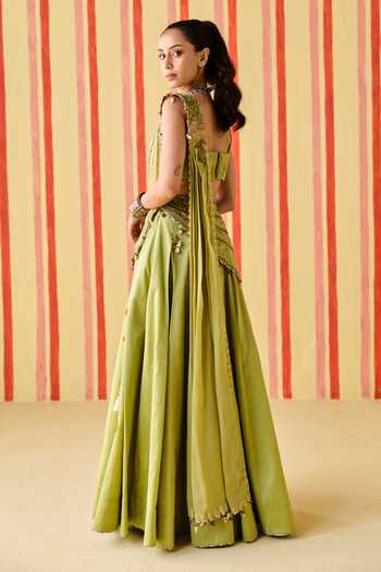 Shop_Studio Bagechaa_Green Organza, Chanderi V-neck Gayatri Lehenga Set _at_Aza_Fashions