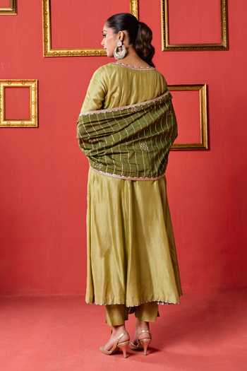 Shop_Studio Bagechaa_Green Silk, Chanderi, Modal, Lurex Round Neck Anika Embroidered Kurta Set _at_Aza_Fashions