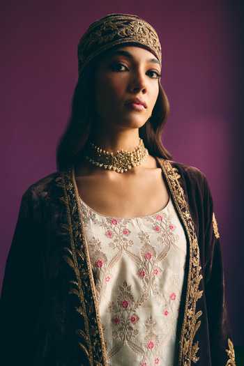 Shop_Mirasa_Brown Velvet Aaliya Embroidered Jacket 