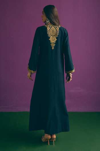 Shop_Mirasa_Green Wool Split V-neck Farnaz Pure Kurta _at_Aza_Fashions