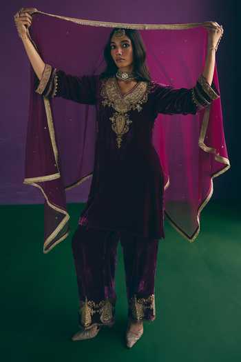 Buy_Mirasa_Wine , Tissue, Organza, Velvet V-neck Afsara Pure Kurta Set _at_Aza_Fashions
