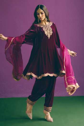 Buy_Mirasa_Wine Silk, Organza, Velvet Round Neck Sahira Pure Kurta Set _at_Aza_Fashions