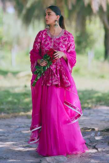 Buy_Mirasa_Pink Silk, Organza, Chanderi Isharya Pure Kurta Set _at_Aza_Fashions