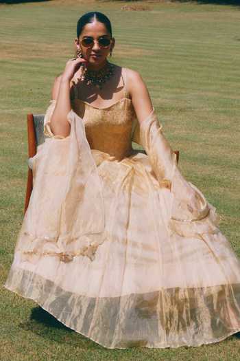Buy_Mirasa_Gold Tissue, Brocade Sweetheart Neck Saanjh Pure Banarasi Lehenga Set _at_Aza_Fashions