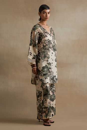 One Not Two_Ivory Silk, Cotton V-neck, Yes Printed Kurta And Pant Set _Online_at_Aza_Fashions
