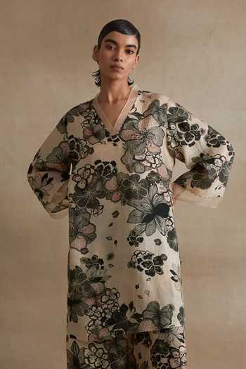 Buy_One Not Two_Ivory Silk, Cotton V-neck, Yes Printed Kurta And Pant Set _Online_at_Aza_Fashions