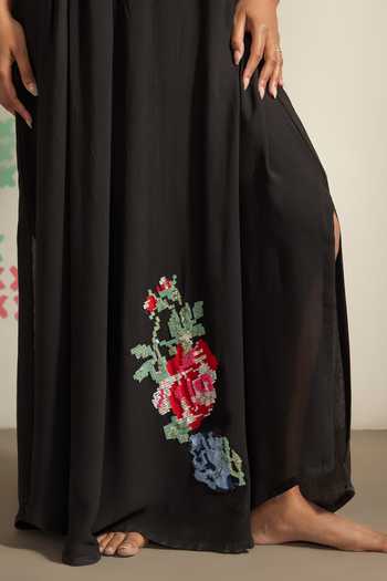 Buy_Radha Sharma_Black Crepe V-neck Placement Embroidered Kaftan 