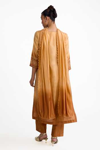 Shop_Naina Jain_Beige , Organza Round Neck Bandhani Pure Ombre Kurta Set _at_Aza_Fashions