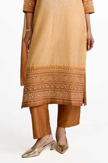 Shop_Naina Jain_Beige , Organza Round Neck Bandhani Pure Ombre Kurta Set _Online_at_Aza_Fashions