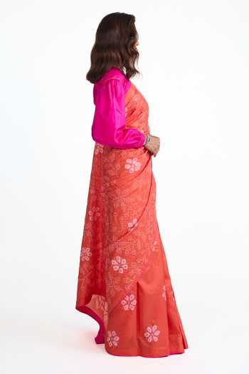 Naina Jain_Peach Silk Floral Bandhani Saree With Unstitched Blouse Piece _Online_at_Aza_Fashions