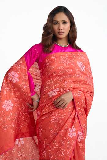 Shop_Naina Jain_Peach Silk Floral Bandhani Saree With Unstitched Blouse Piece _Online_at_Aza_Fashions