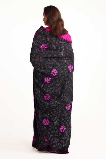 Shop_Naina Jain_Black Silk Shibori Palla Saree With Unstitched Blouse Piece _at_Aza_Fashions