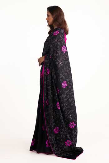 Shop_Naina Jain_Black Silk Shibori Palla Saree With Unstitched Blouse Piece _Online_at_Aza_Fashions