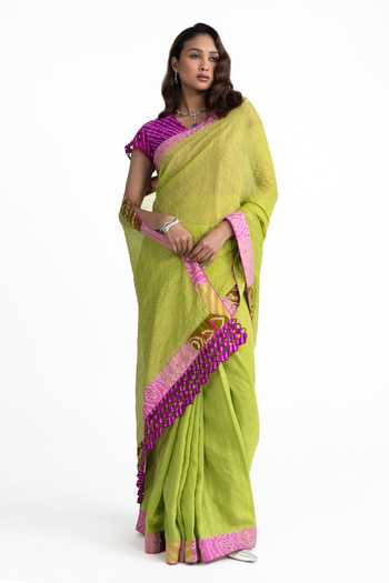 Naina Jain_Green Cotton, Chanderi, Tissue, Crepe Bandhani Saree With Contrast Blouse _Online_at_Aza_Fashions