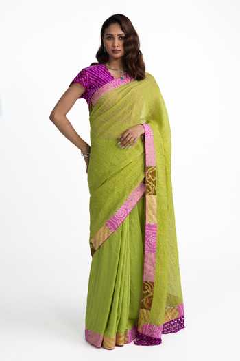 Buy_Naina Jain_Green Cotton, Chanderi, Tissue, Crepe Bandhani Saree With Contrast Blouse _at_Aza_Fashions