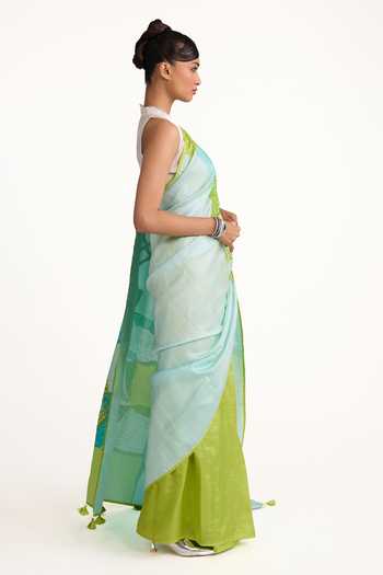 Naina Jain_Blue Silk Patchwork Bandhani Saree With Unstitched Blouse Piece _Online_at_Aza_Fashions