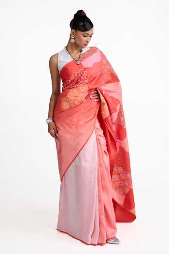 Naina Jain_Peach Silk Bandhani Patched Saree With Unstitched Blouse Piece _Online_at_Aza_Fashions