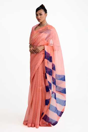 Naina Jain_Peach Organza, Silk Scoop Neck Striped Palla Saree With Blouse _Online_at_Aza_Fashions