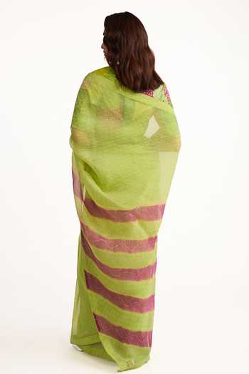 Shop_Naina Jain_Mauve Organza, Silk Round Neck Striped Palla Bandhani Saree With Blouse _at_Aza_Fashions