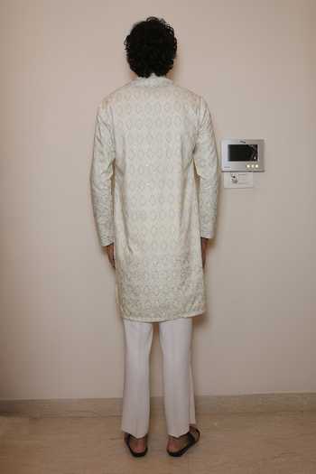 Shop_Dev Ki Raha_Ivory Silk, Cotton Dhaaga E Zar Embroidered Kurta Set _at_Aza_Fashions