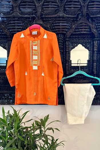 Buy_Rage Attire-Sweta Saria_Orange Silk, Bemberg, Cotton Gotta Triangle Embroidered Kurta Set _at_Aza_Fashions