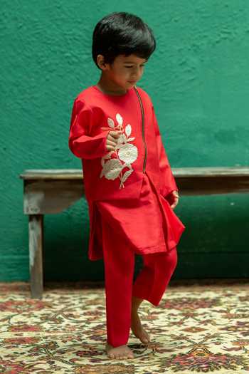 Buy_Rage Attire-Sweta Saria_Red Silk Bold Bloom Asymmetric Jacket And Kurta Set _Online_at_Aza_Fashions