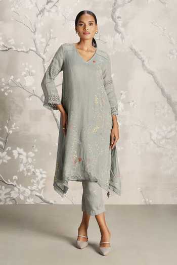 Buy_Kaveri_Green Linen Embroidery Walk In The Clouds Fly Free Floral Print Kurta And Pant Set _at_Aza_Fashions
